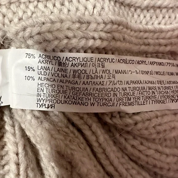 Lara Knit size medium wool blend wide turtleneck sweater - Picture 5 of 8